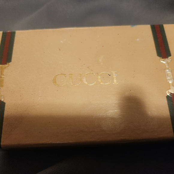 Vintage authentic Gucci keychain and original box - Picture 6 of 11